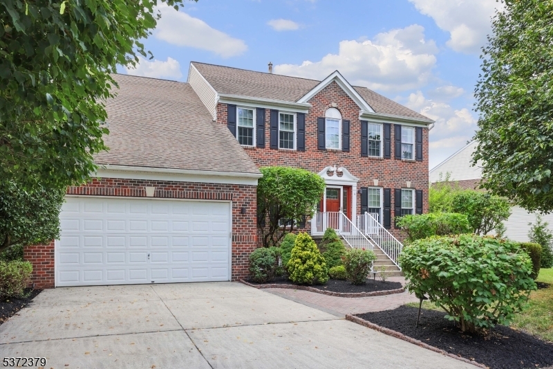Property Photo: 6 Westbury Ct NJ 08505