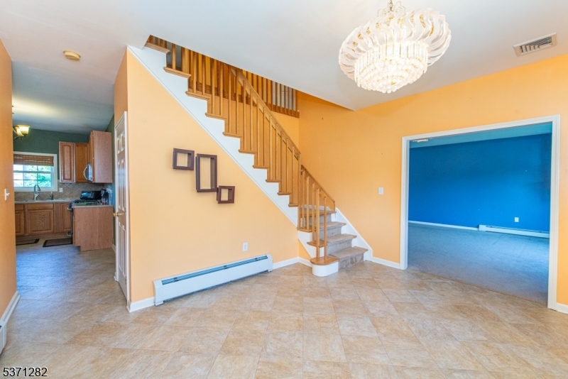 Property Photo:  2 Iron Hill Pass  NJ 07480 