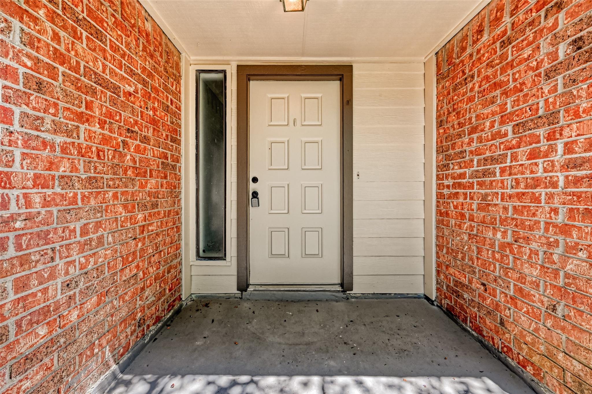 Property Photo: 9814 Paddock Park Drive TX 77065