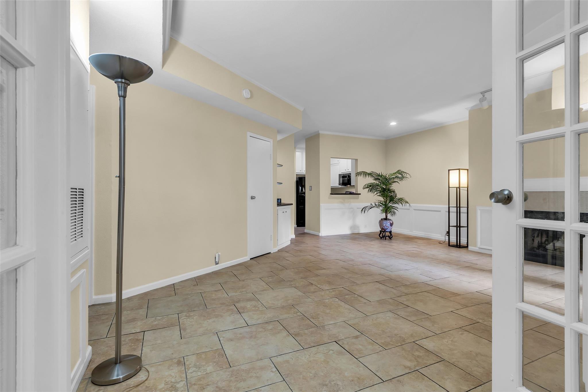 Property Photo:  4900 Floyd Street 4  TX 77007 