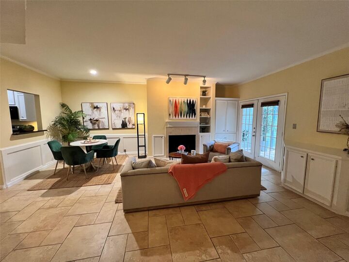 Property Photo:  4900 Floyd Street 4  TX 77007 