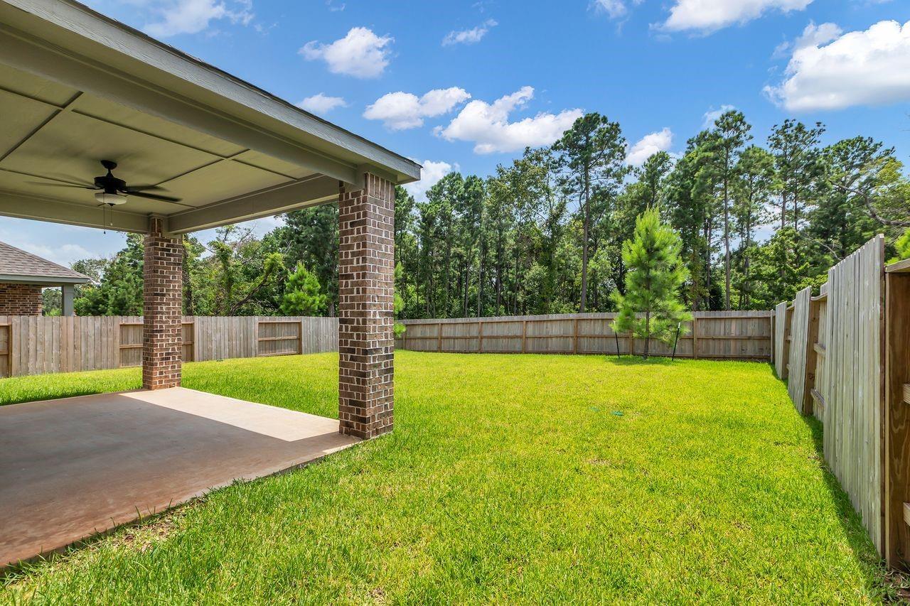 Property Photo:  6171 White Spruce Drive  TX 77304 