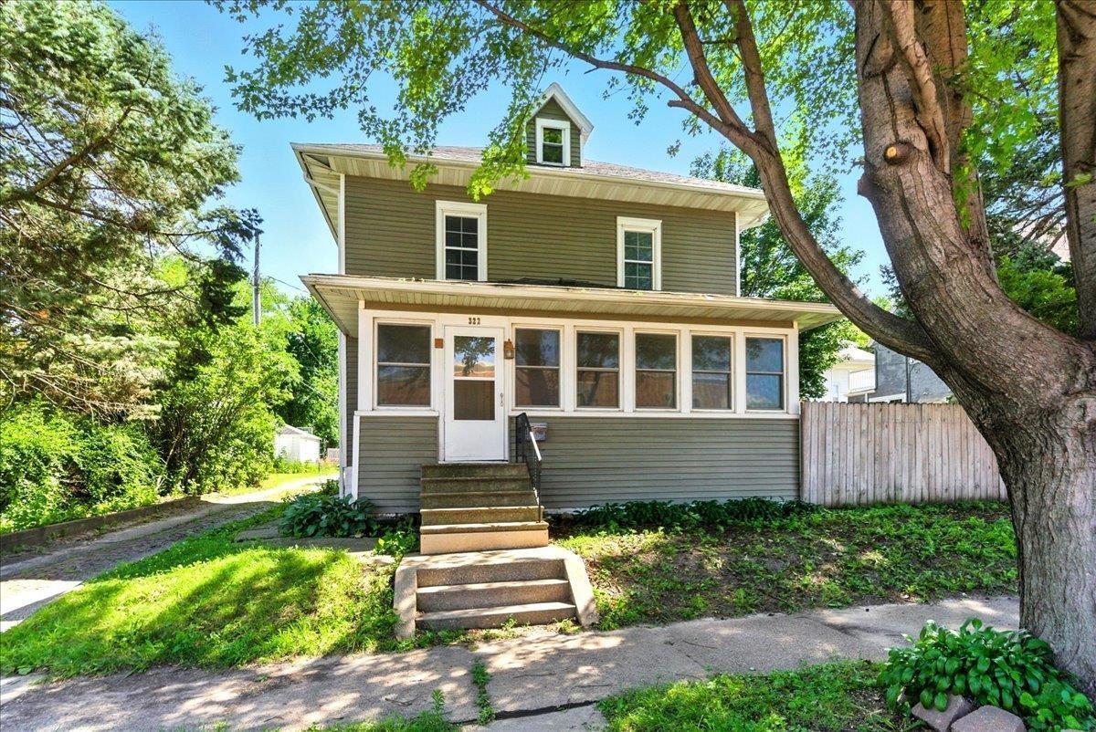 322 W 8th Street  Cedar Falls IA 50613 photo