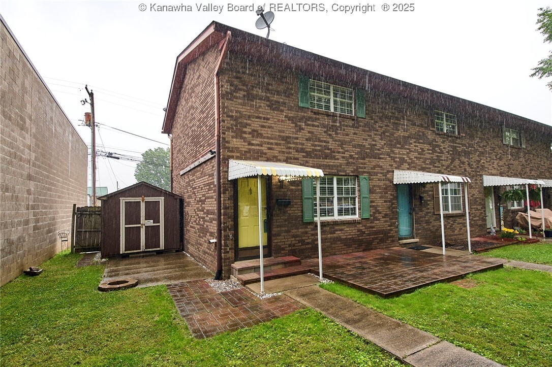 Property Photo:  121 1st Avenue  WV 25303 
