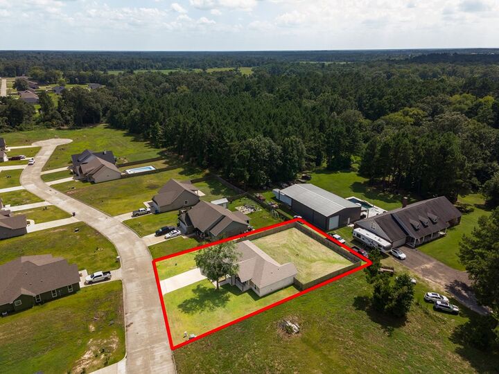 Property Photo: 130 Dena Kay Drive TX 75904