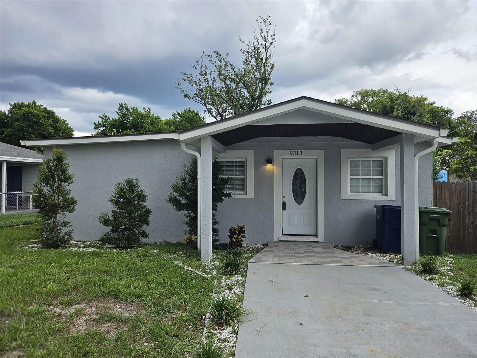 Property Photo:  9313 N Elmer Street  FL 33612 