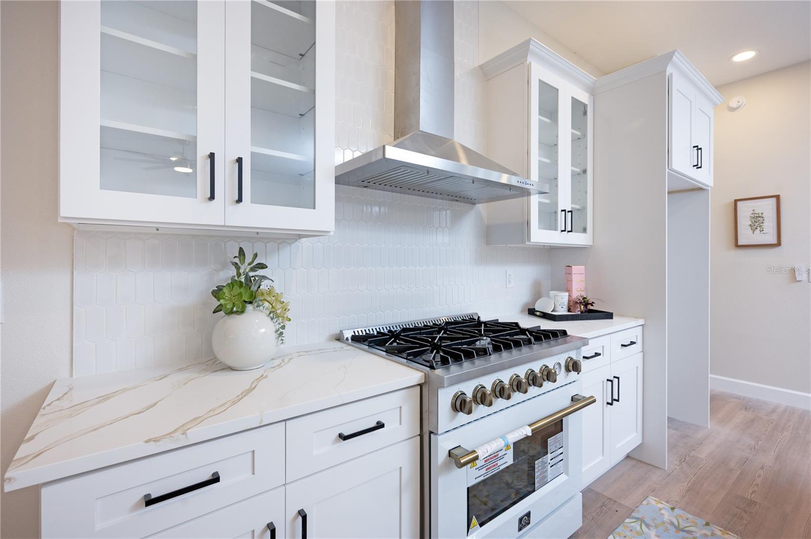 Property Photo:  10346 Abbotsford Drive  FL 33626 