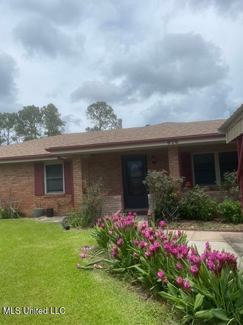 Property Photo: 618 Temple Drive MS 39503