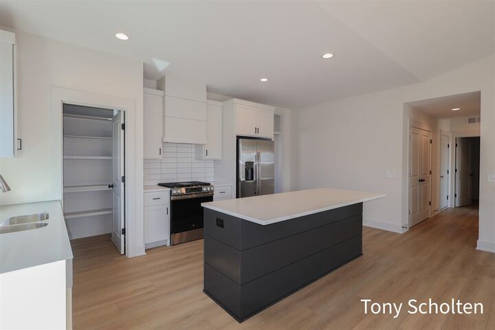 Property Photo: 5178 Blendon Meadow Circle 46 MI 49426-6800
