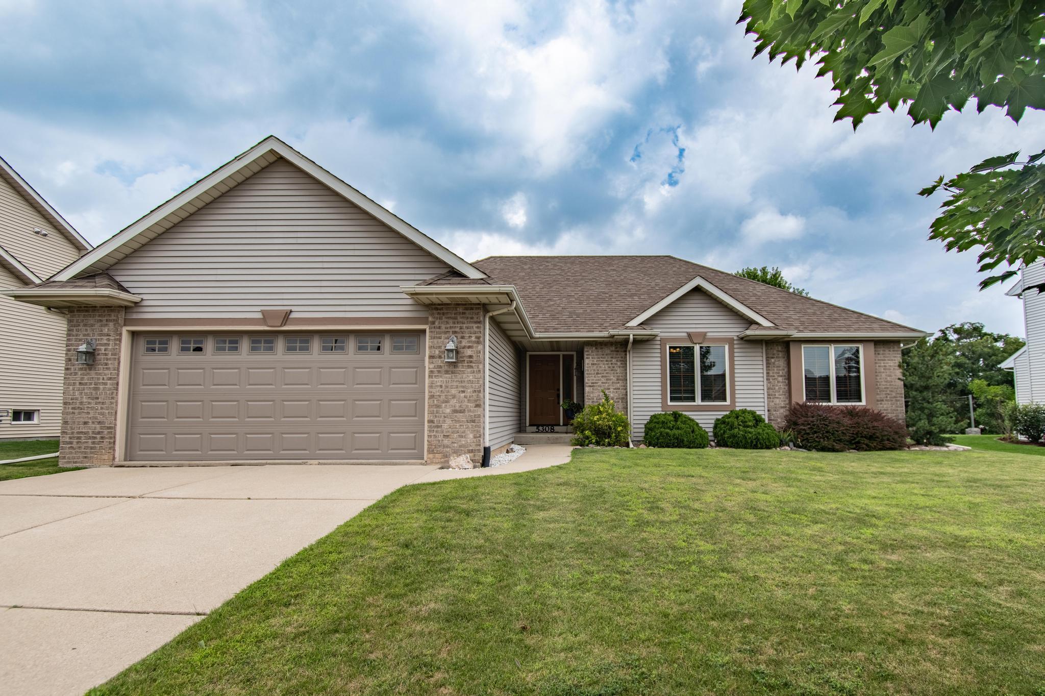 5308 33rd St  Kenosha WI 53144 photo