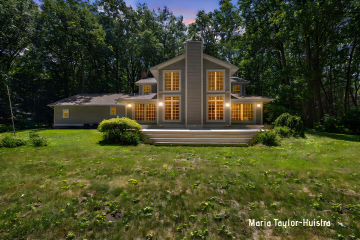 Property Photo:  16945 Aliquot Drive  MI 49460 