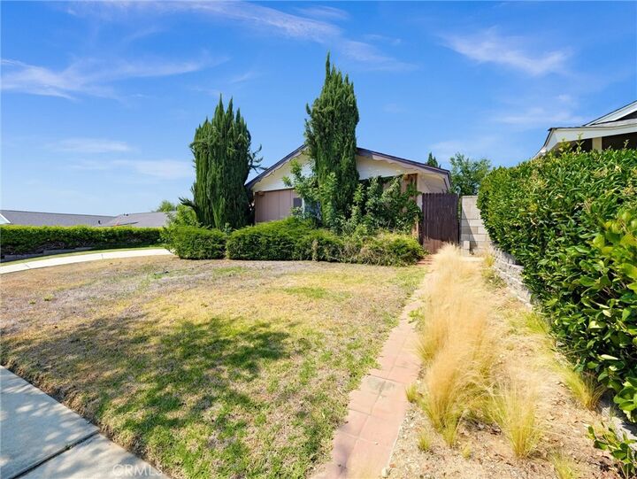 Property Photo:  1347 Edgefield Street  CA 91786 