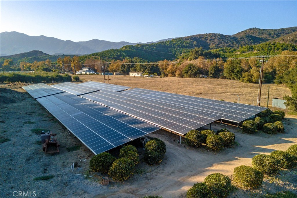 Property Photo:  40685 De Luz Murrieta Road  CA 92028 