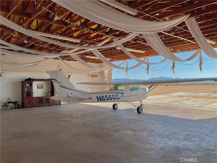 Property Photo:  76421 Amboy Road  CA 92277 
