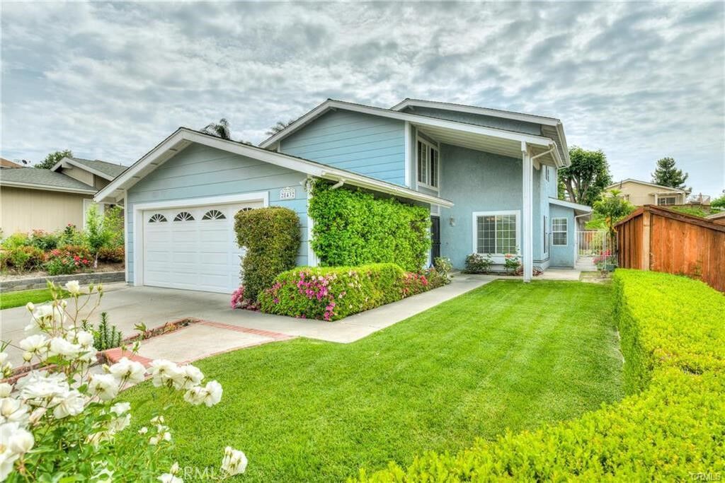Property Photo: 28432 Casanal CA 92692