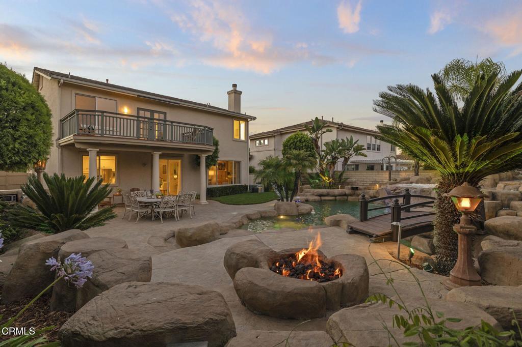 Property Photo:  632 Via Vista  CA 91320 