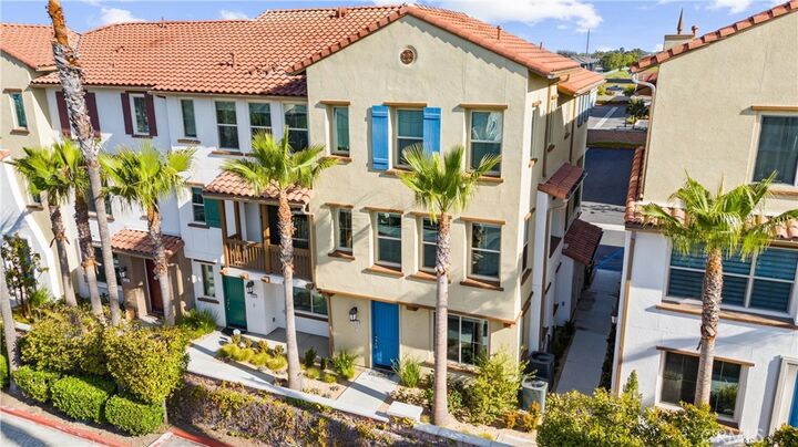 Property Photo:  7270 Crystal Drive  CA 92648 