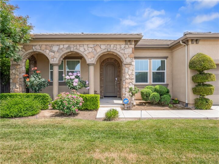 Property Photo:  7993 N Justin Avenue  CA 93720