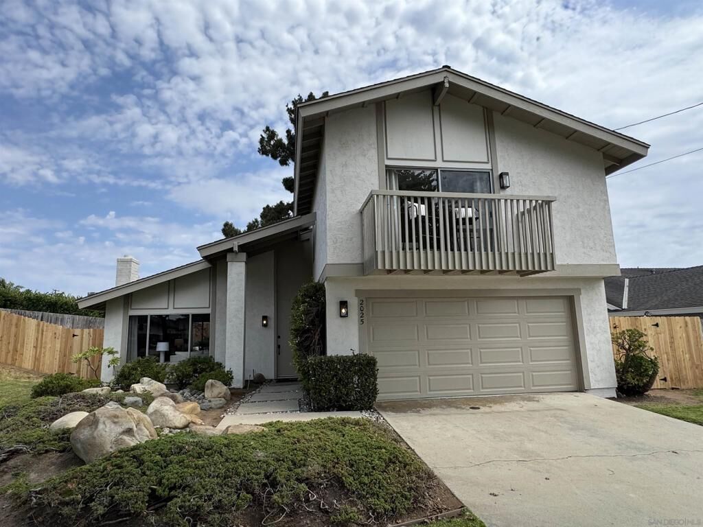 Property Photo:  2025 Linda Ln  CA 92008 