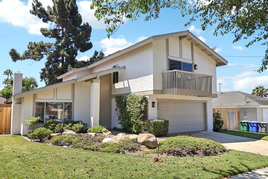 Property Photo:  2025 Linda Ln  CA 92008 