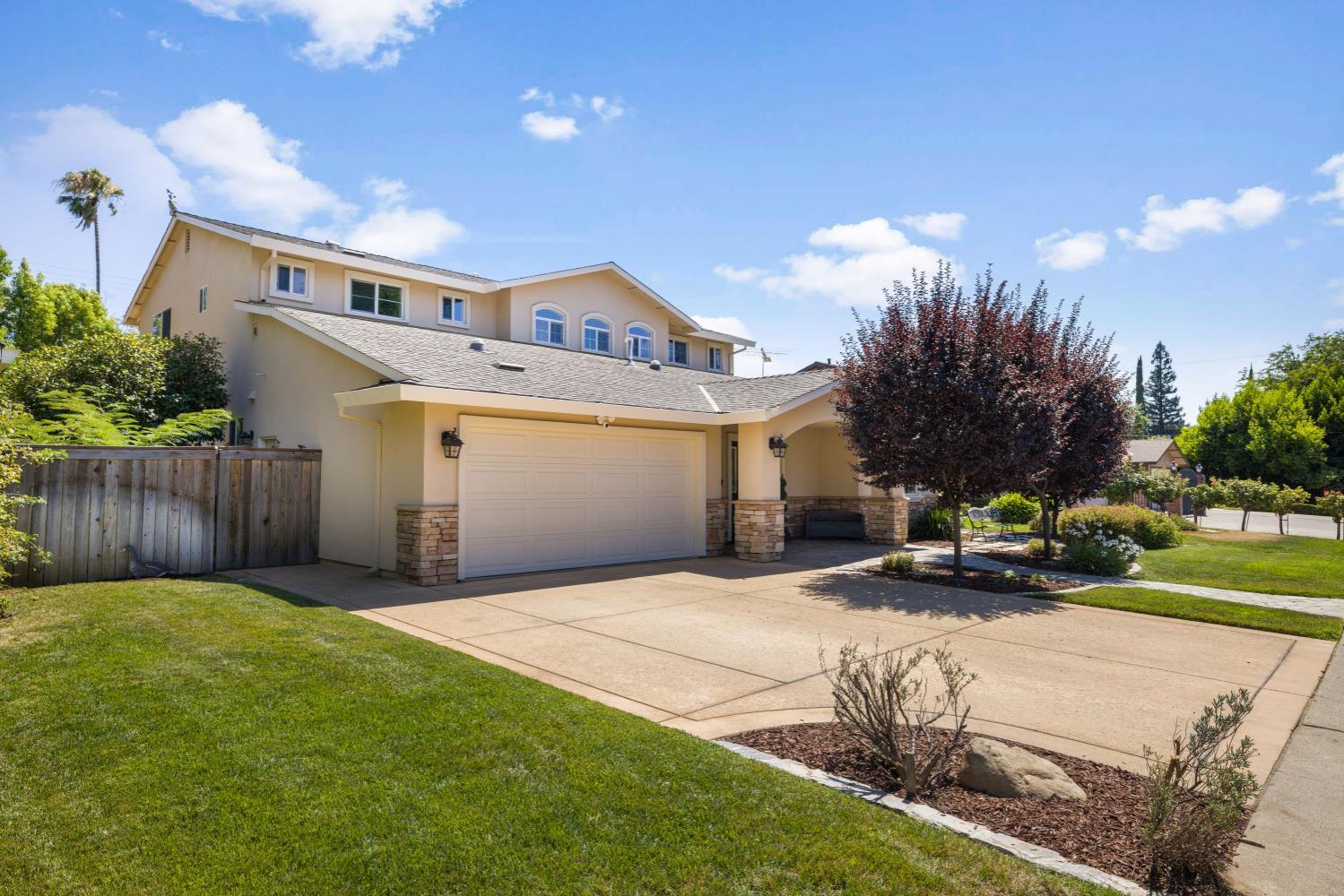 Property Photo: 2329 Rogue River Drive CA 95826