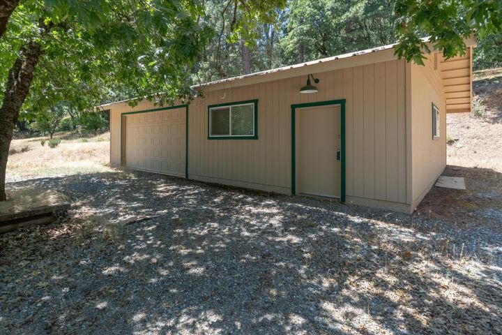 5502 Tonapah Road  Murphys CA 95247 photo