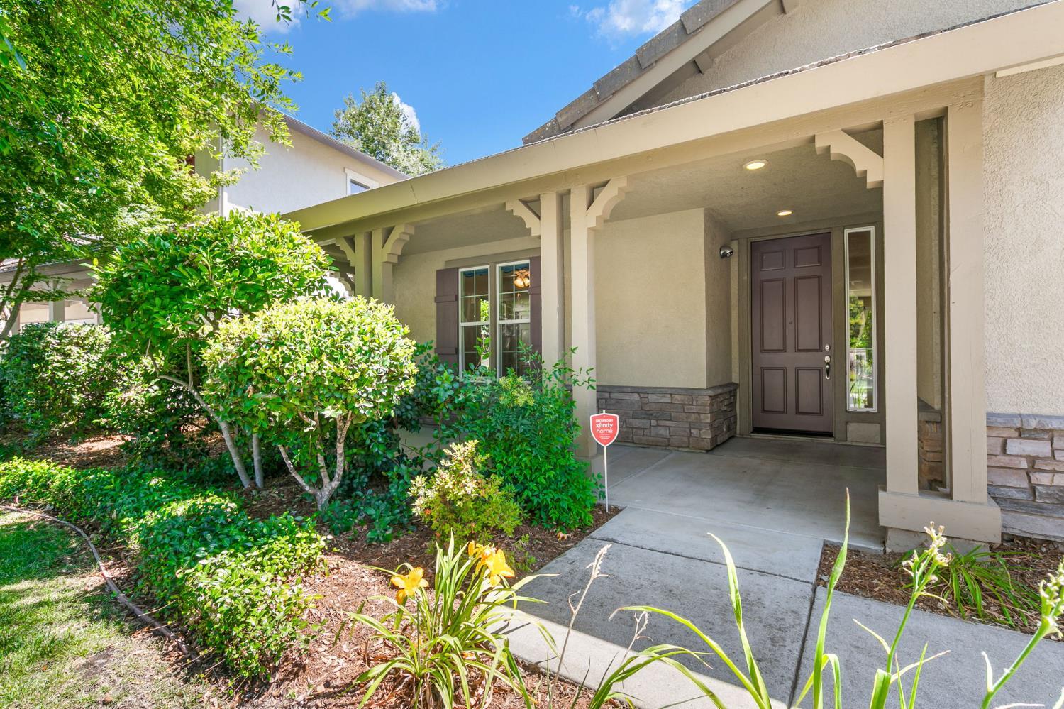Property Photo: 1677 Osborne Court CA 95630