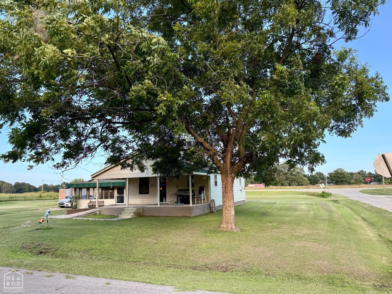 Property Photo: 1409 SW Broad Street AR 72433