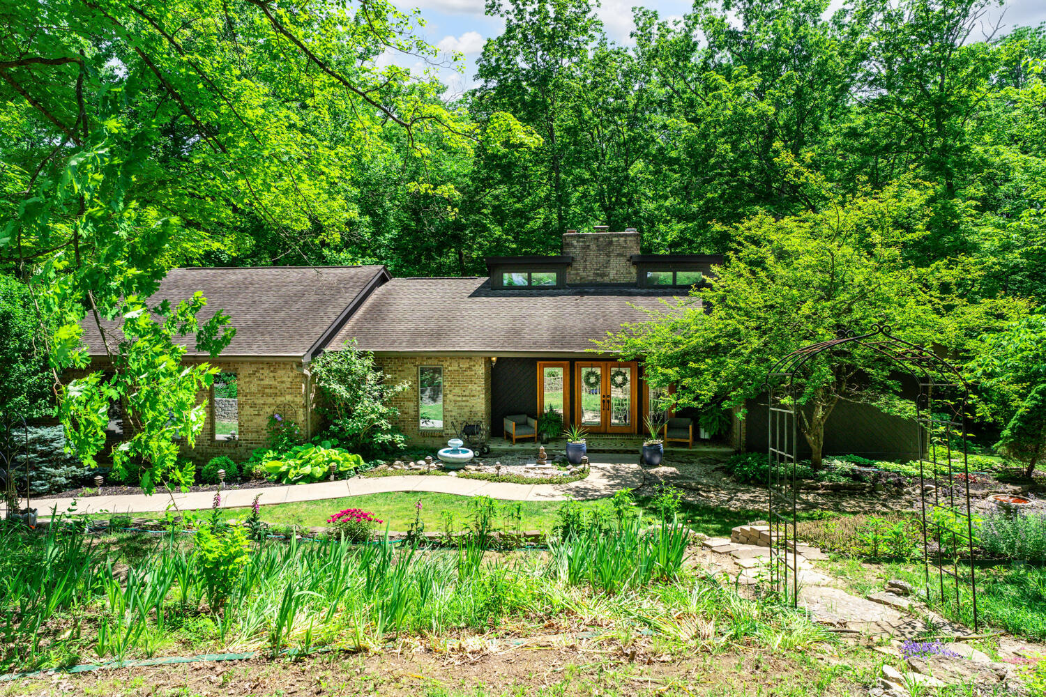 Property Photo:  2709 Longbranch Road  KY 41091 