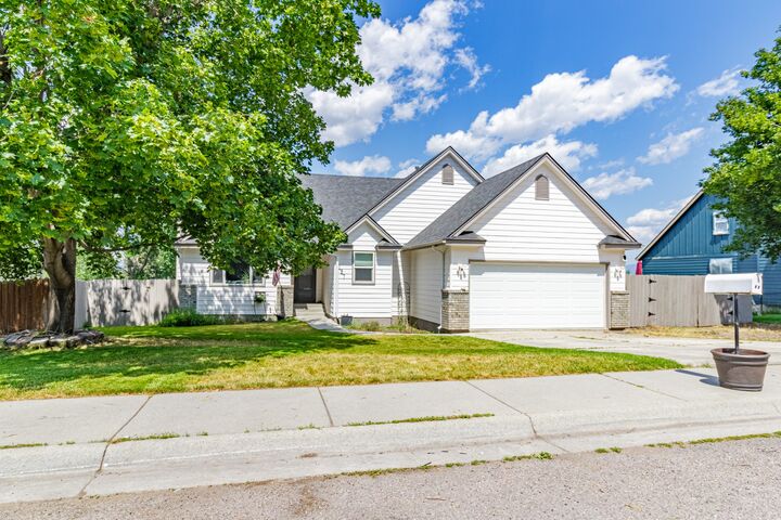 Property Photo: 127 Meadowlark Court MT 59803