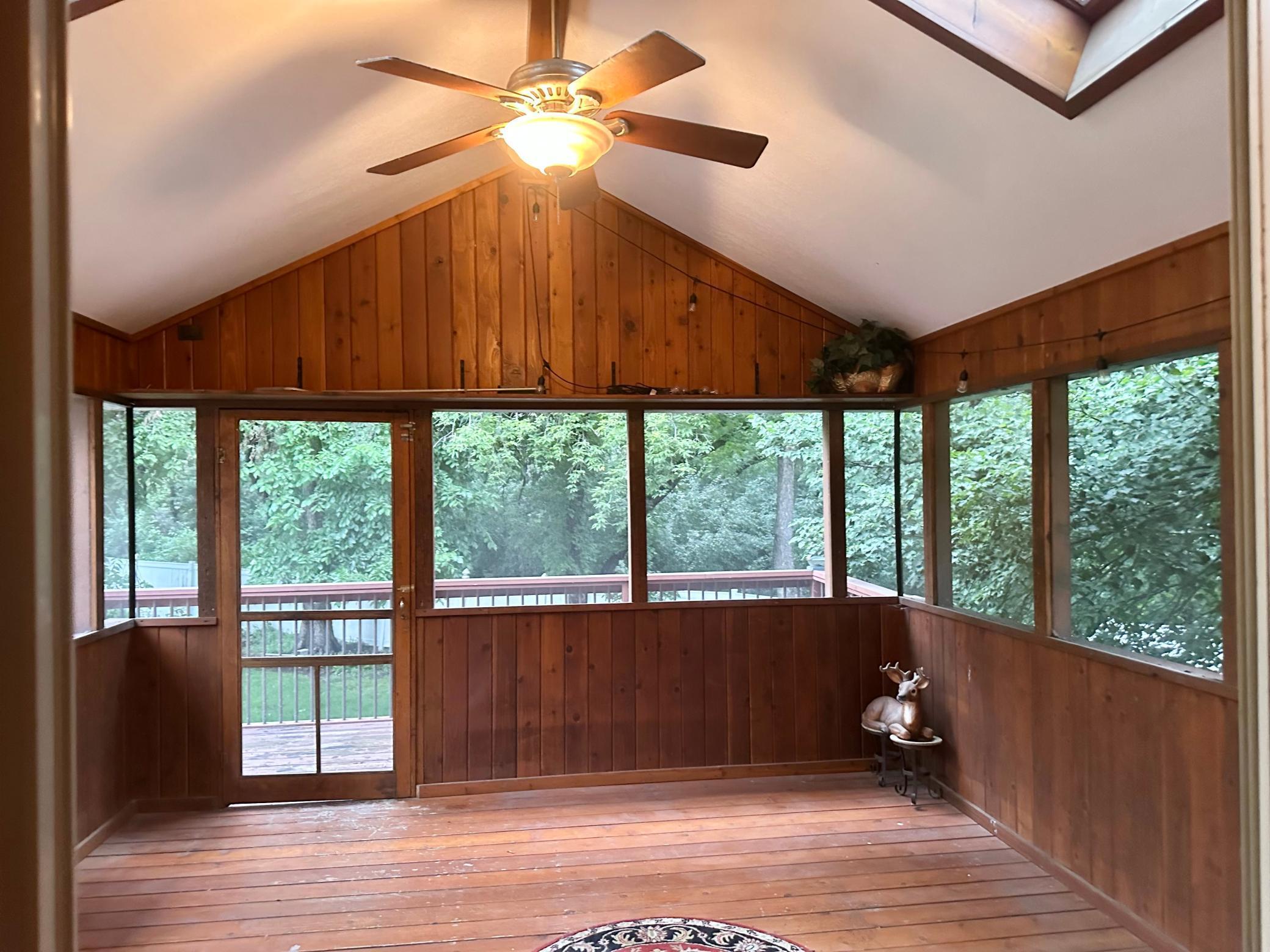 Property Photo: 4608 Marigold Avenue N MN 55443