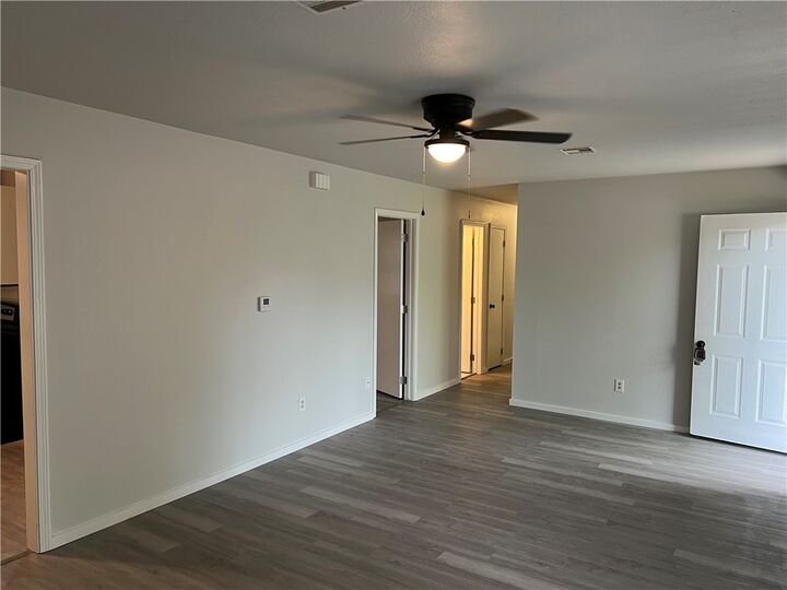 Property Photo: 320 E Thurman Street AR 72753