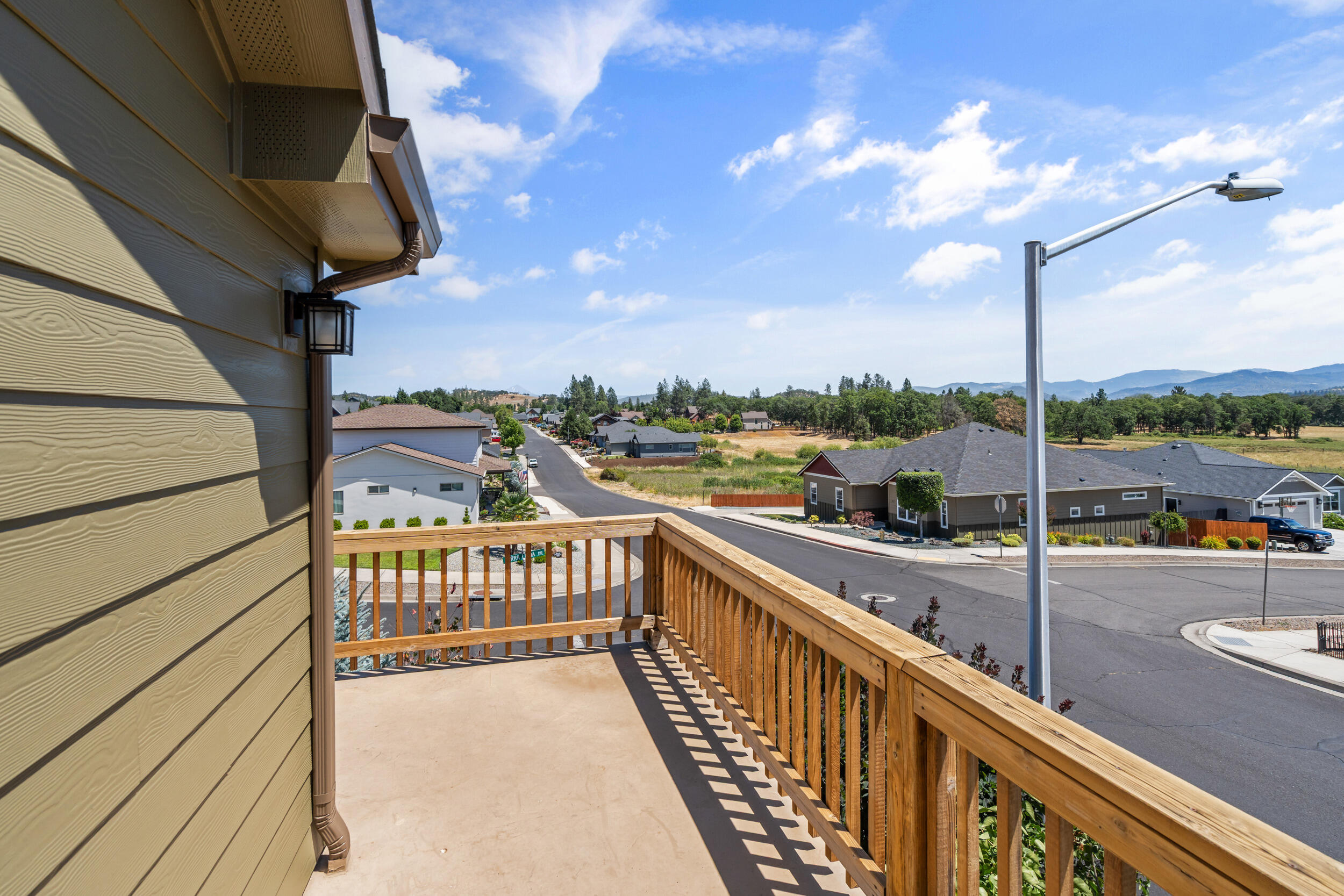 Property Photo: 22 Terra Linda Court OR 97524