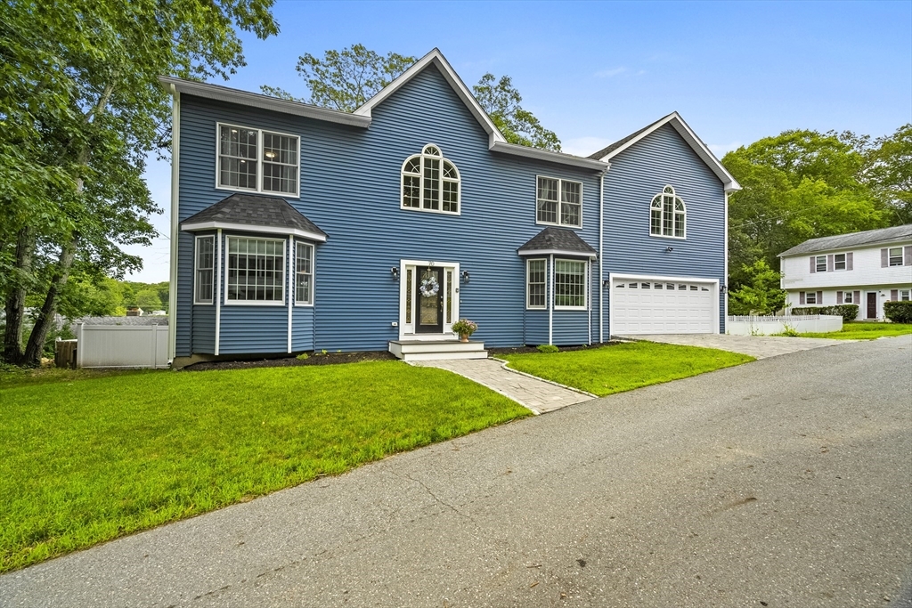 Property Photo:  70 Shady Ln  RI 02859 