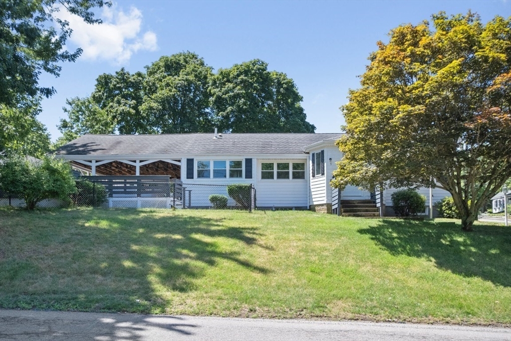 Property Photo: 5 Oak St MA 02190