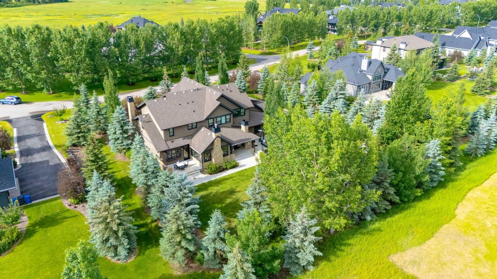 Photo de la propriété: 28 Mackenas Way AB T3Z 3C9