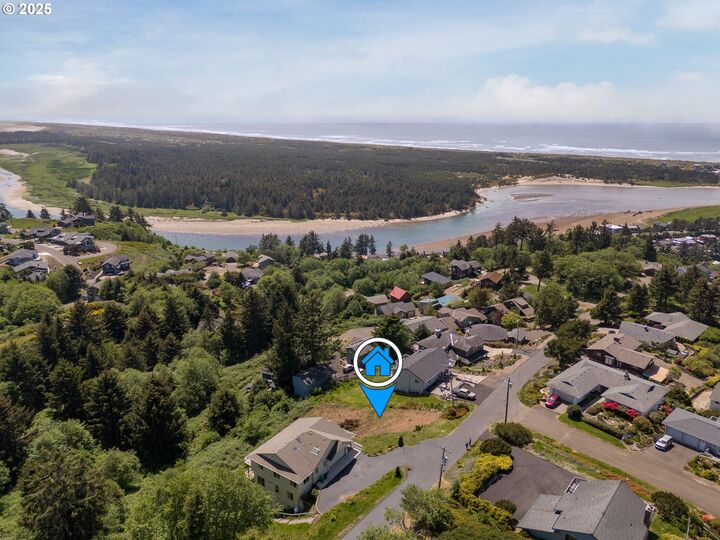 Property Photo: 14901 E Summit Rd OR 97135