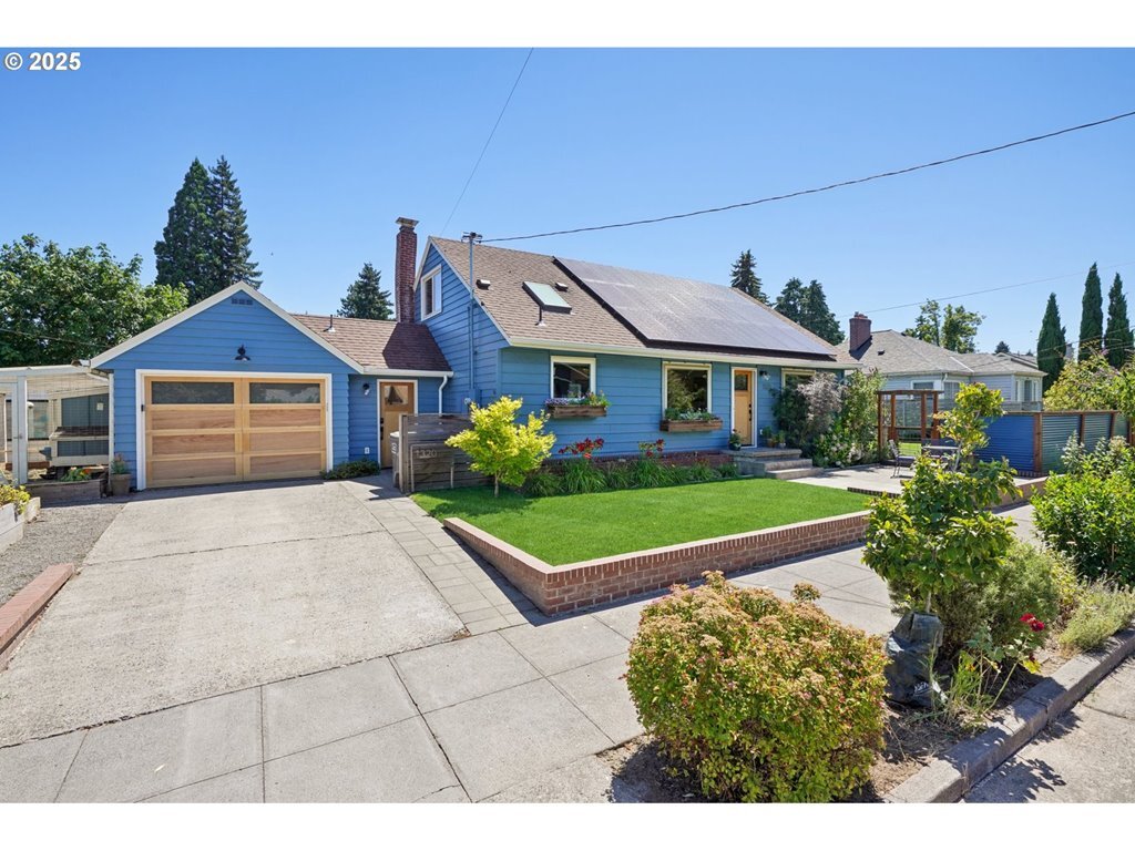 1320 SE 80th Ave  Portland OR 97215 photo