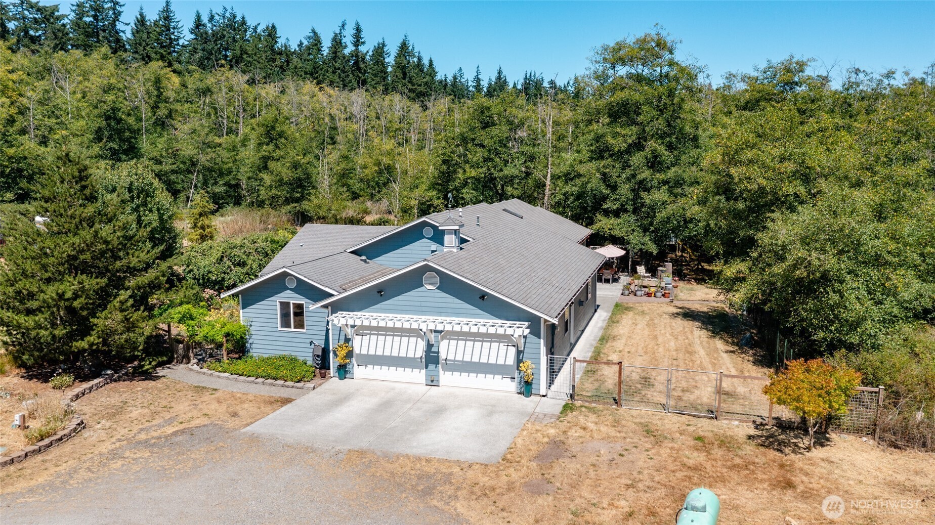 Property Photo:  421  Coddington Road  WA 98239 