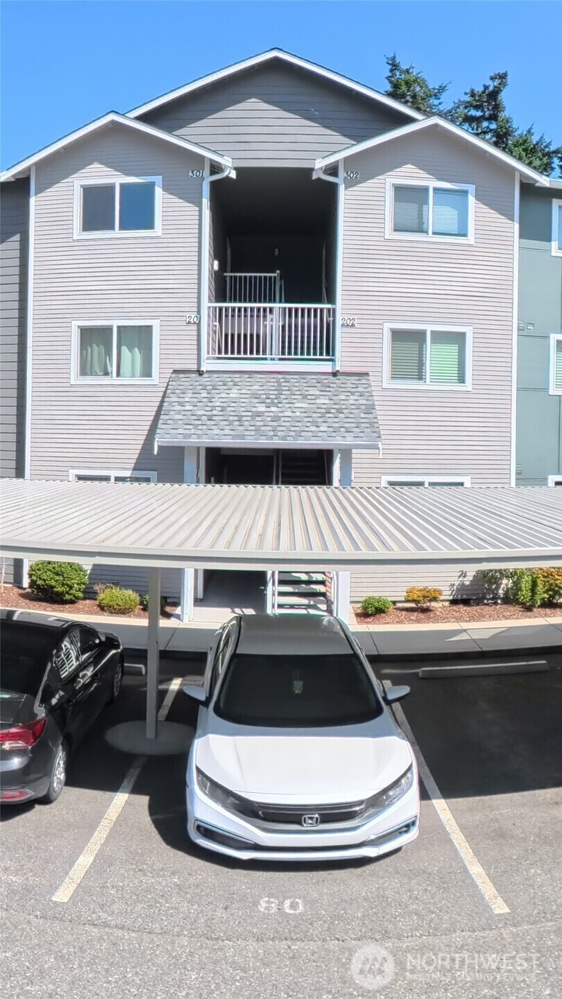 1621 SW Mulberry Place D201  Oak Harbor WA 98277 photo