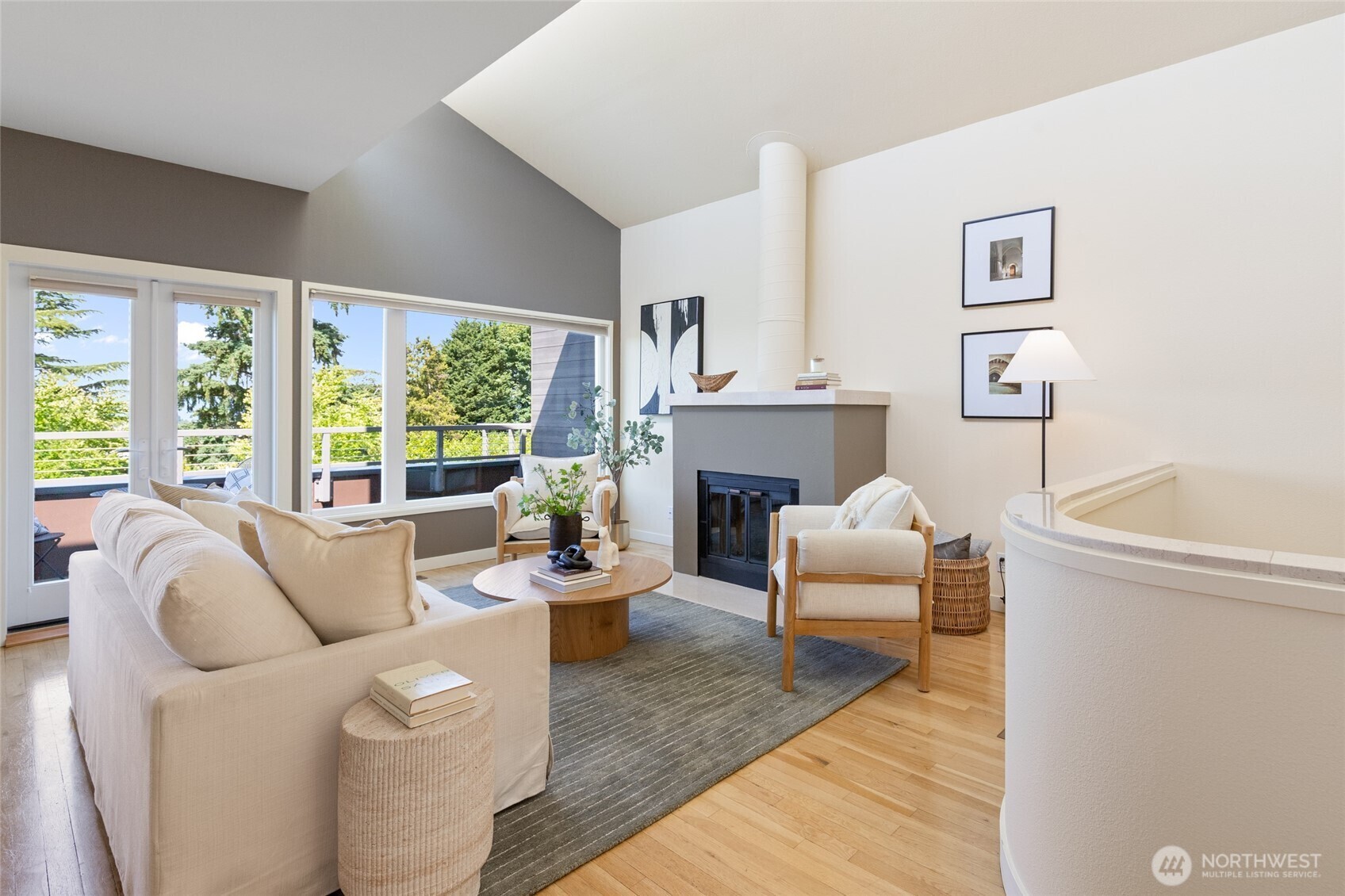 Property Photo:  101 NW 58th Street 10  WA 98107 