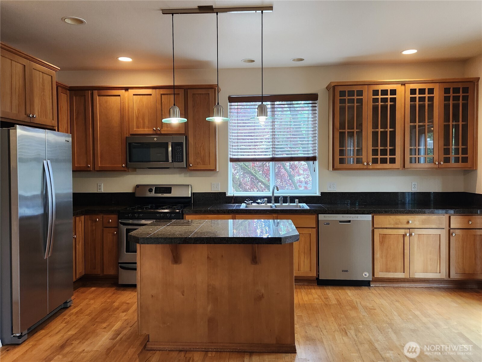 Property Photo: 13239 124th Court NE WA 98034