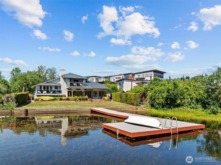 13027 SE 76th Street  Newcastle WA 98056 photo