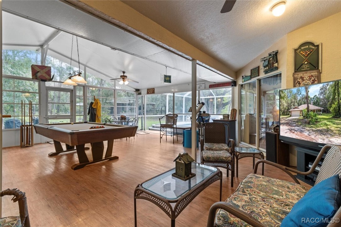 Property Photo:  2426 W Sumter Avenue  FL 33538 