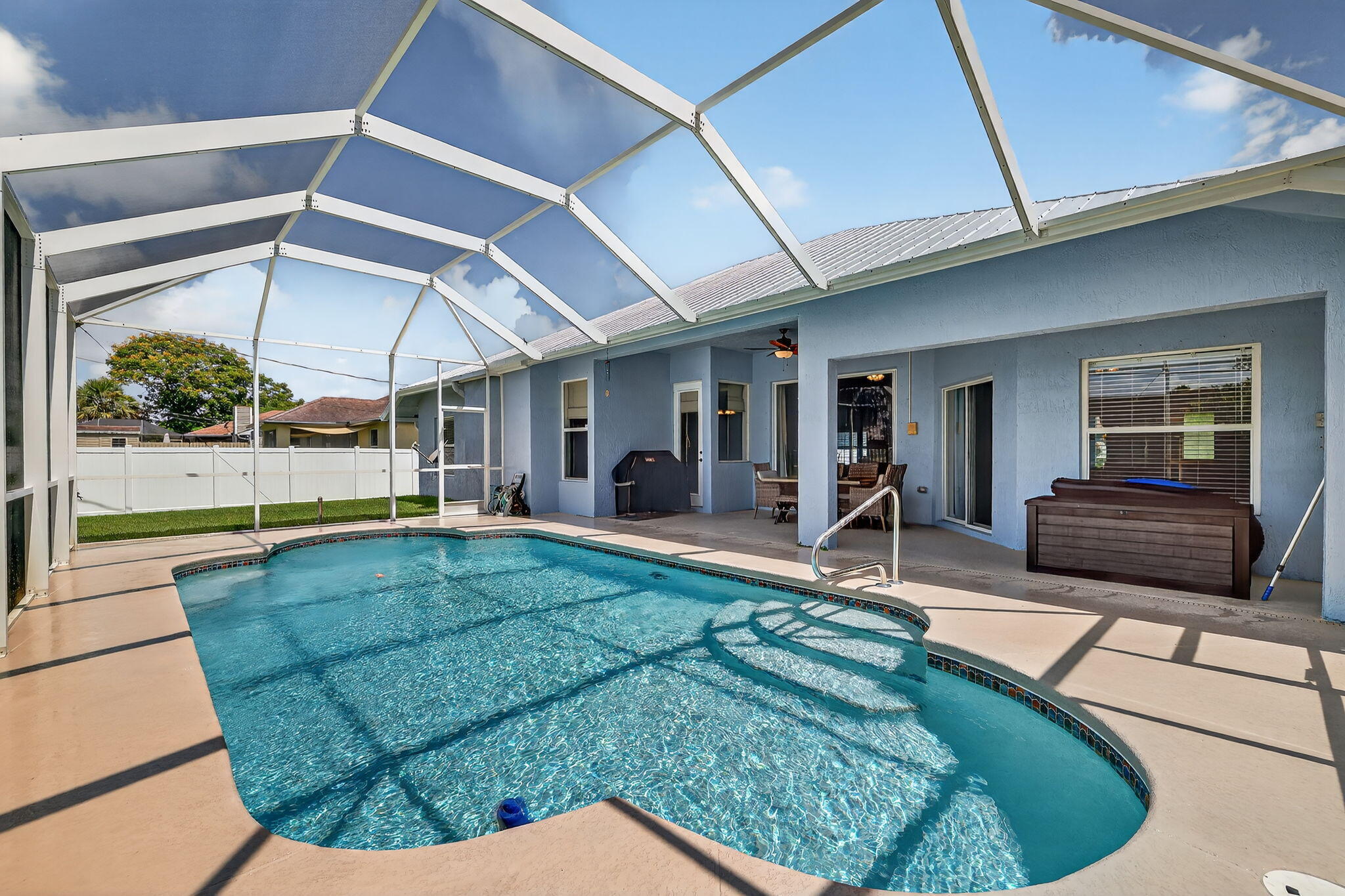 Property Photo: 1342 SW Oriole Lane FL 34953