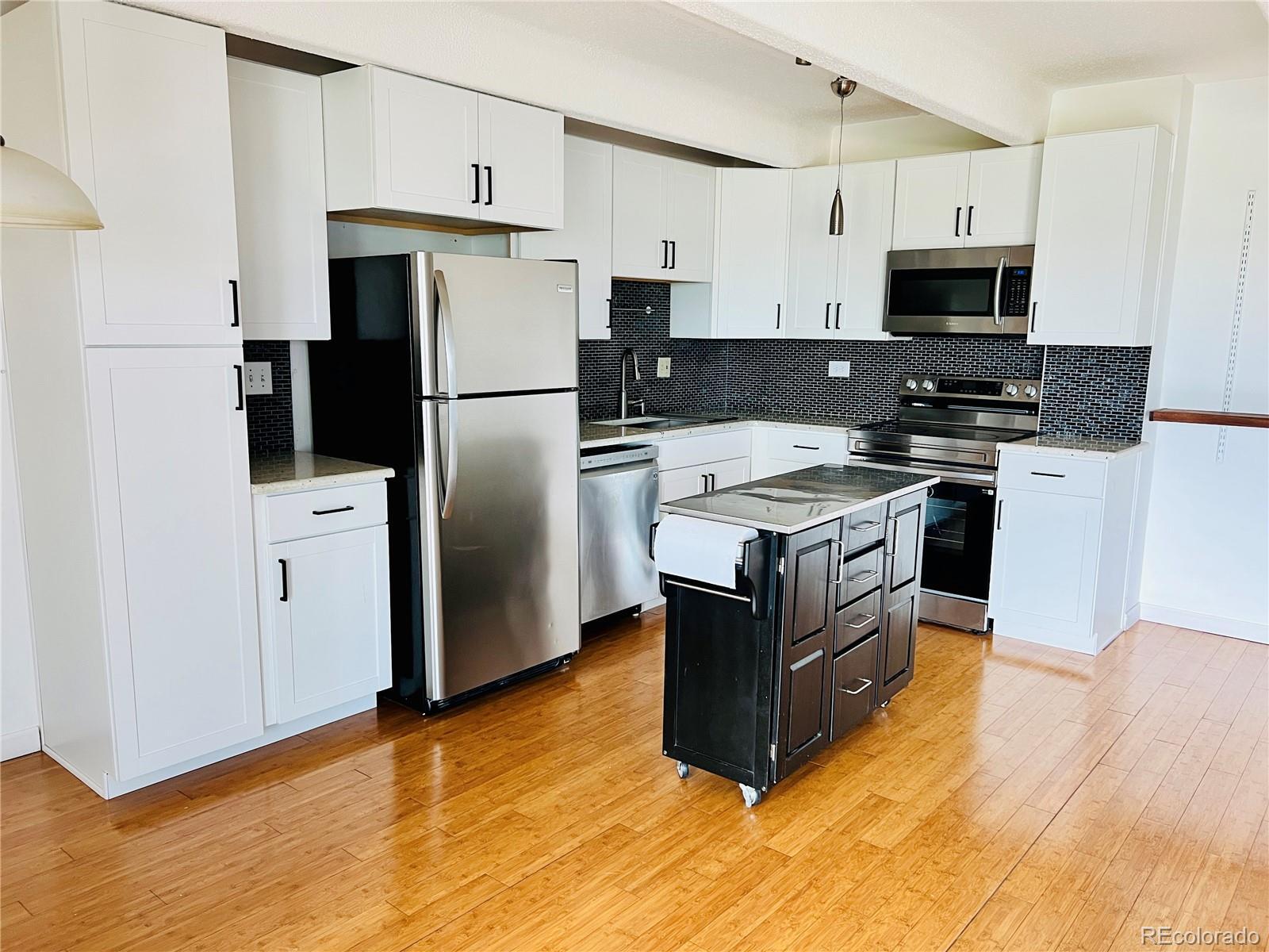 Property Photo: 1255 N Ogden Street 604 CO 80218