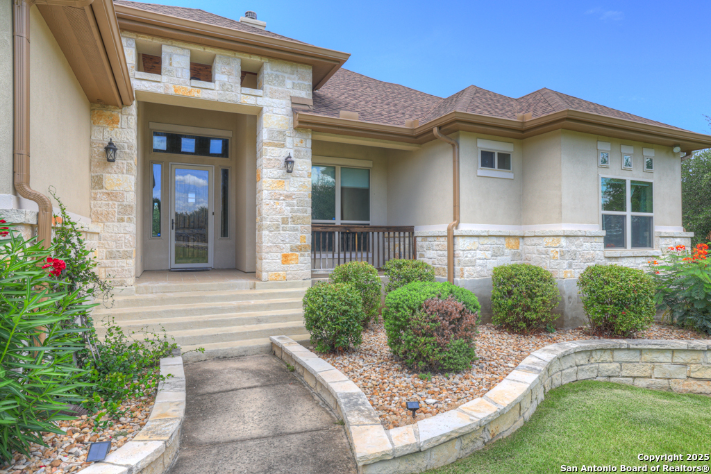121 Waterbury  New Braunfels TX 78132 photo