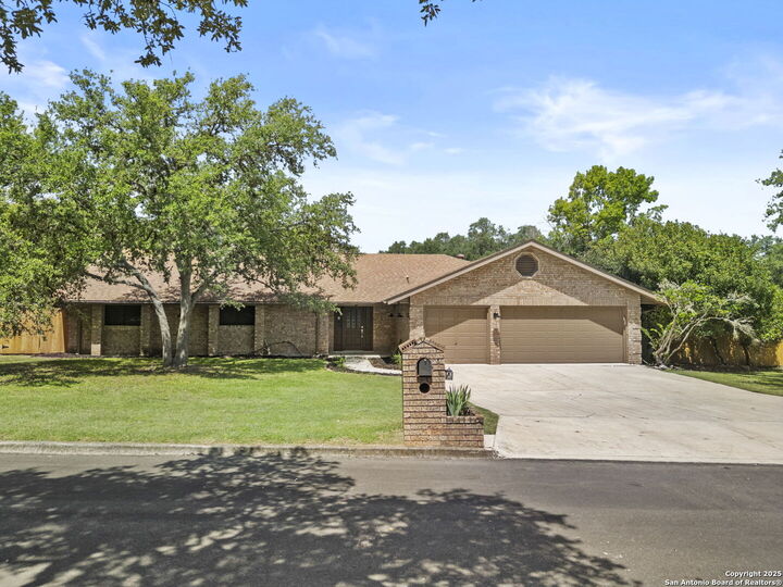 Property Photo: 29735 Saddleback TX 78015