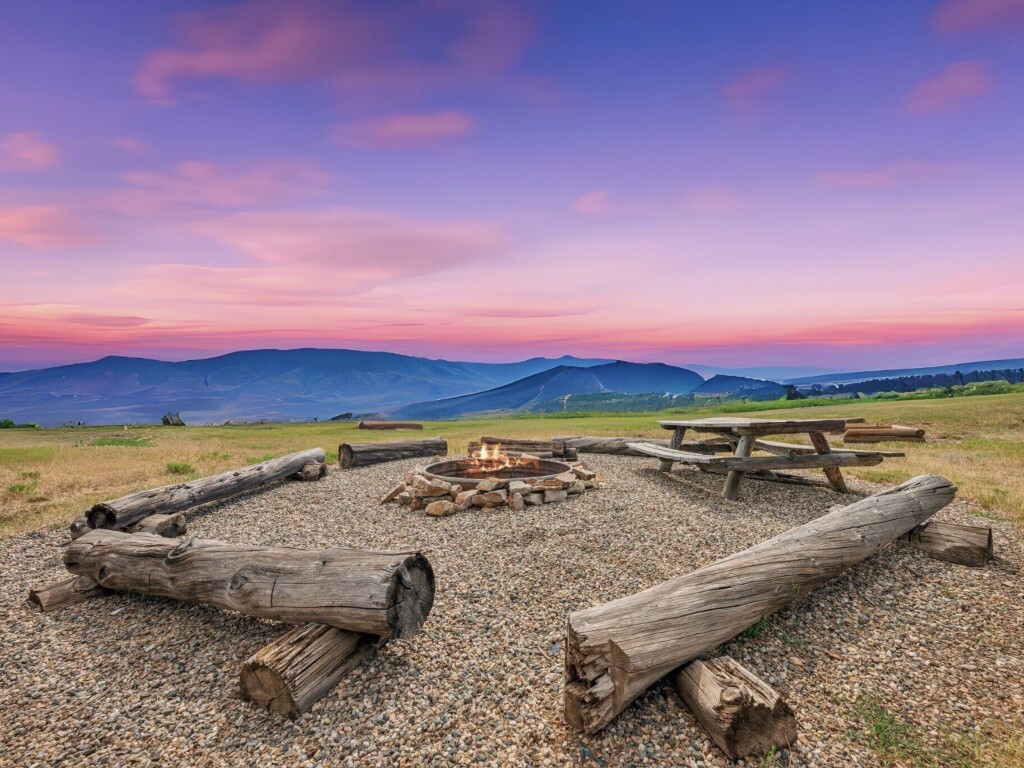 Property Photo:  733 Spring Creek Ranch Road  CO 80498 