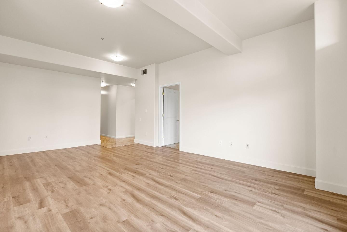 Property Photo: 200 Sheridan 304 CA 94306